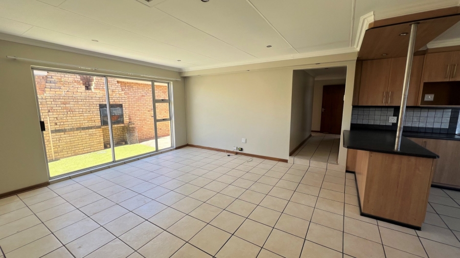 3 Bedroom Property for Sale in Langenhovenpark Free State